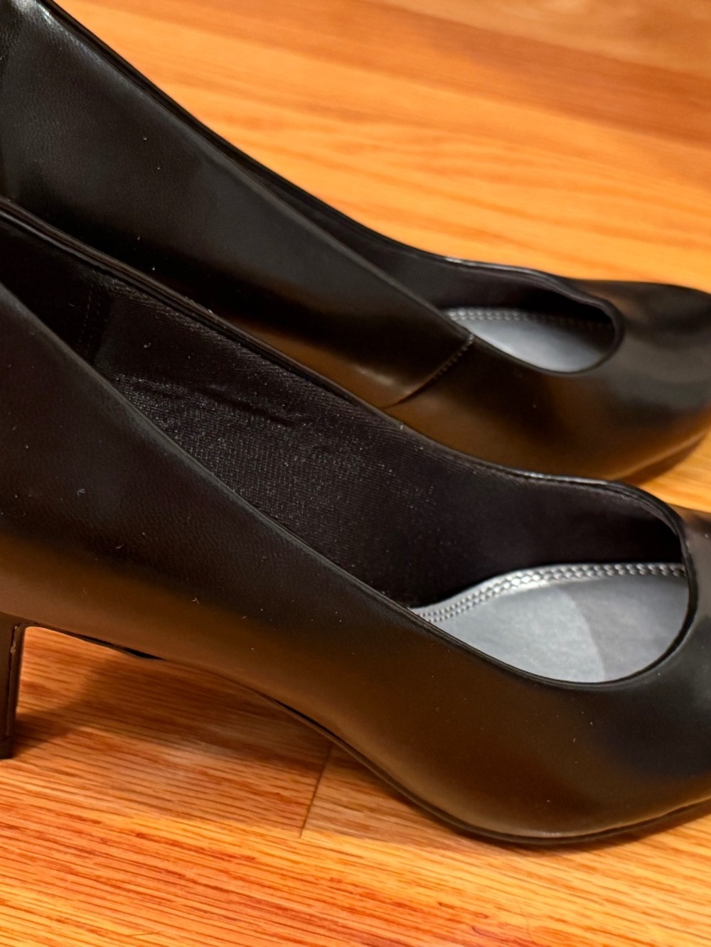 Life Stride Parigi Black Kiddy, size 7W pumps